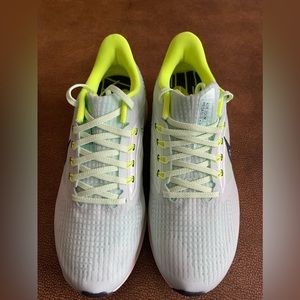 2022 Women’s Nike Pegasus